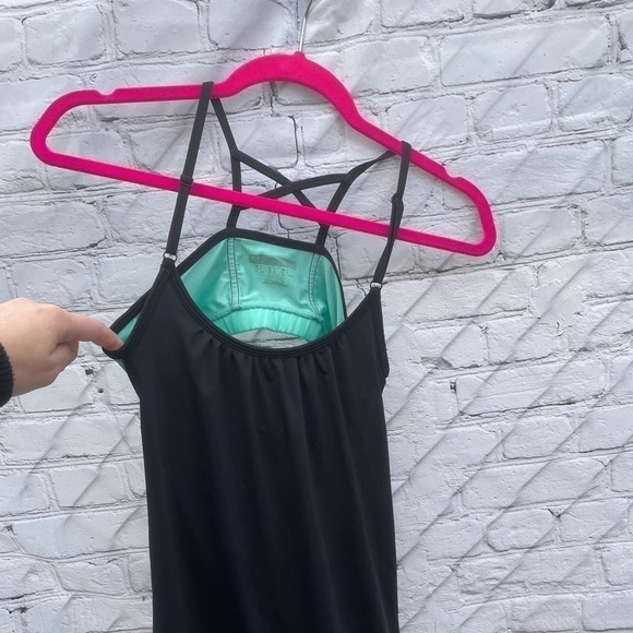 green & Black Sports Bra Open Back Top - Picture 11 of 14